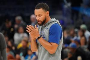 媒体人：加时勇士五人全有得分全民皆兵 戈登“里程悲”也没办法